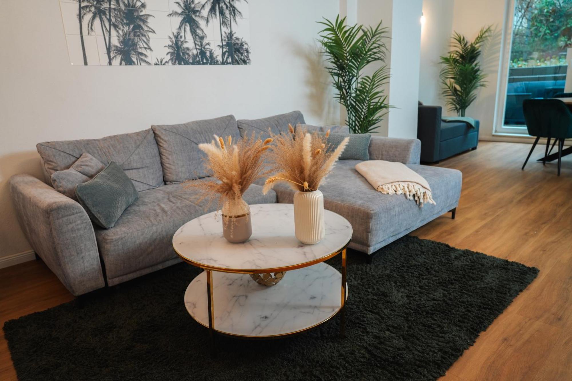 Global Living - Design Apartment I Central I Beamer I Kitchen I Terrace I Berlin Bagian luar foto